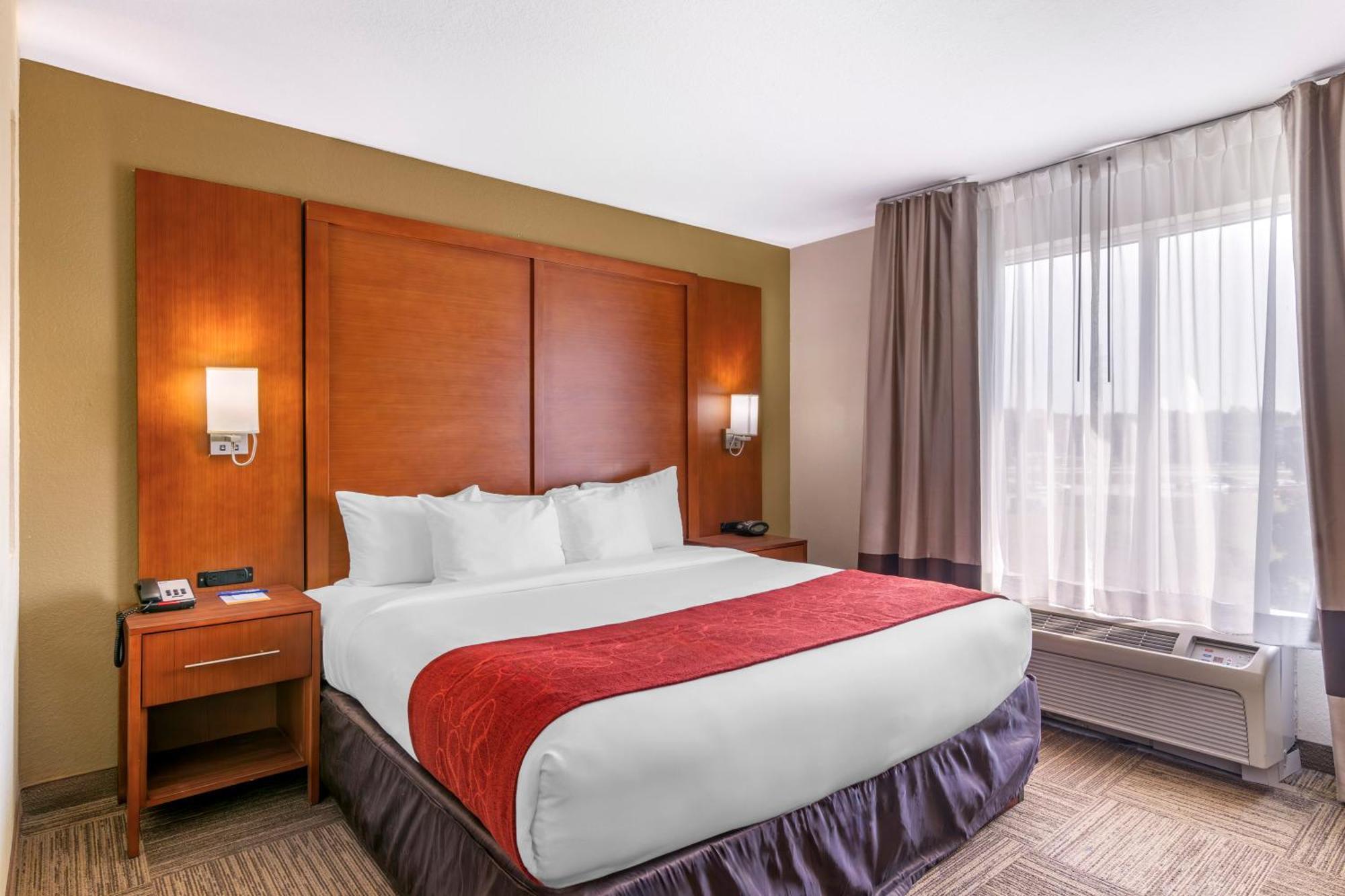 Comfort Suites Brunswick Exteriör bild